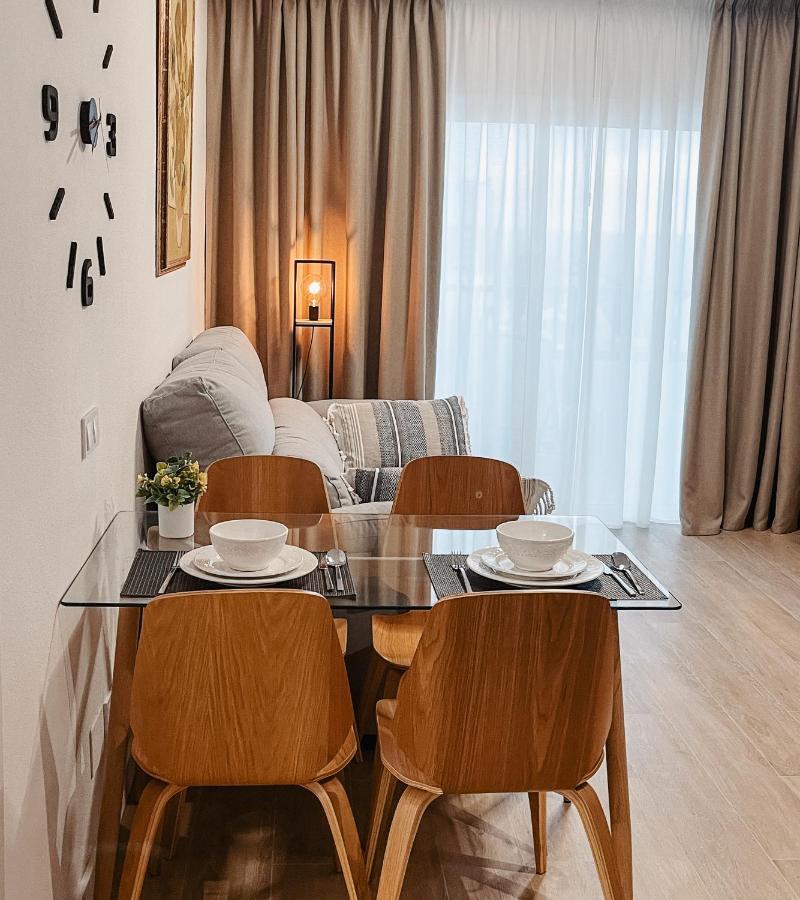 Sapphire Riviera Residence Адехе Екстериор снимка