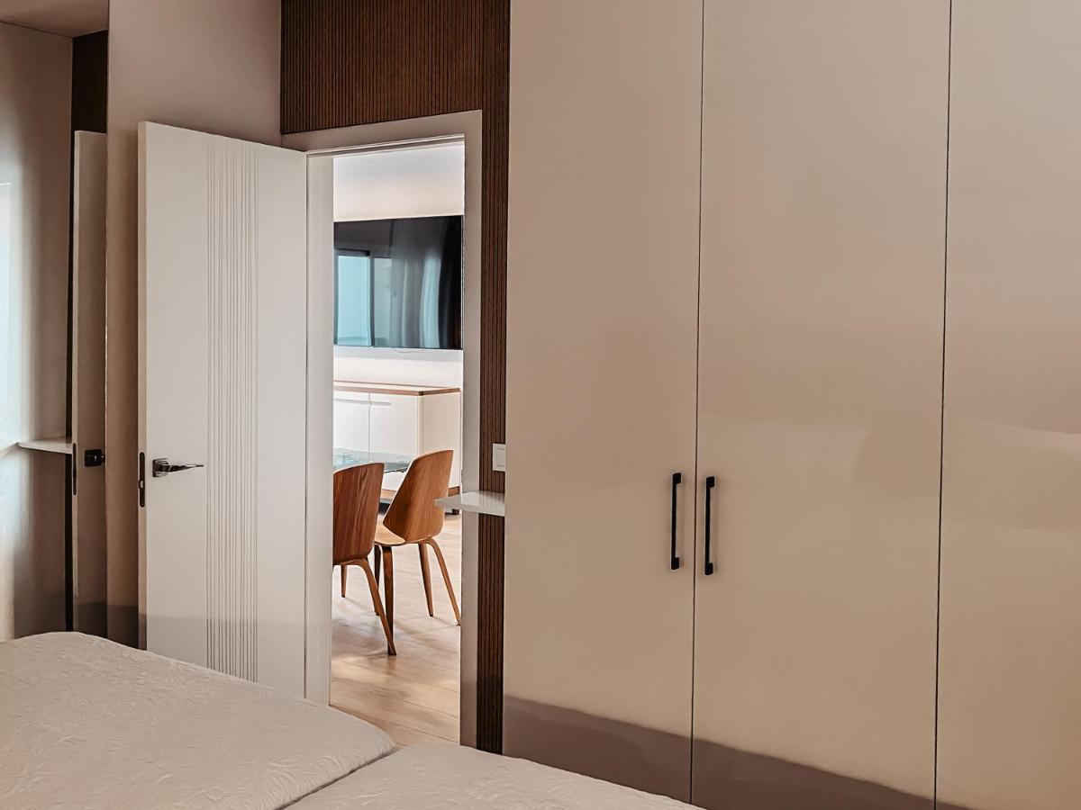 Sapphire Riviera Residence Адехе Екстериор снимка