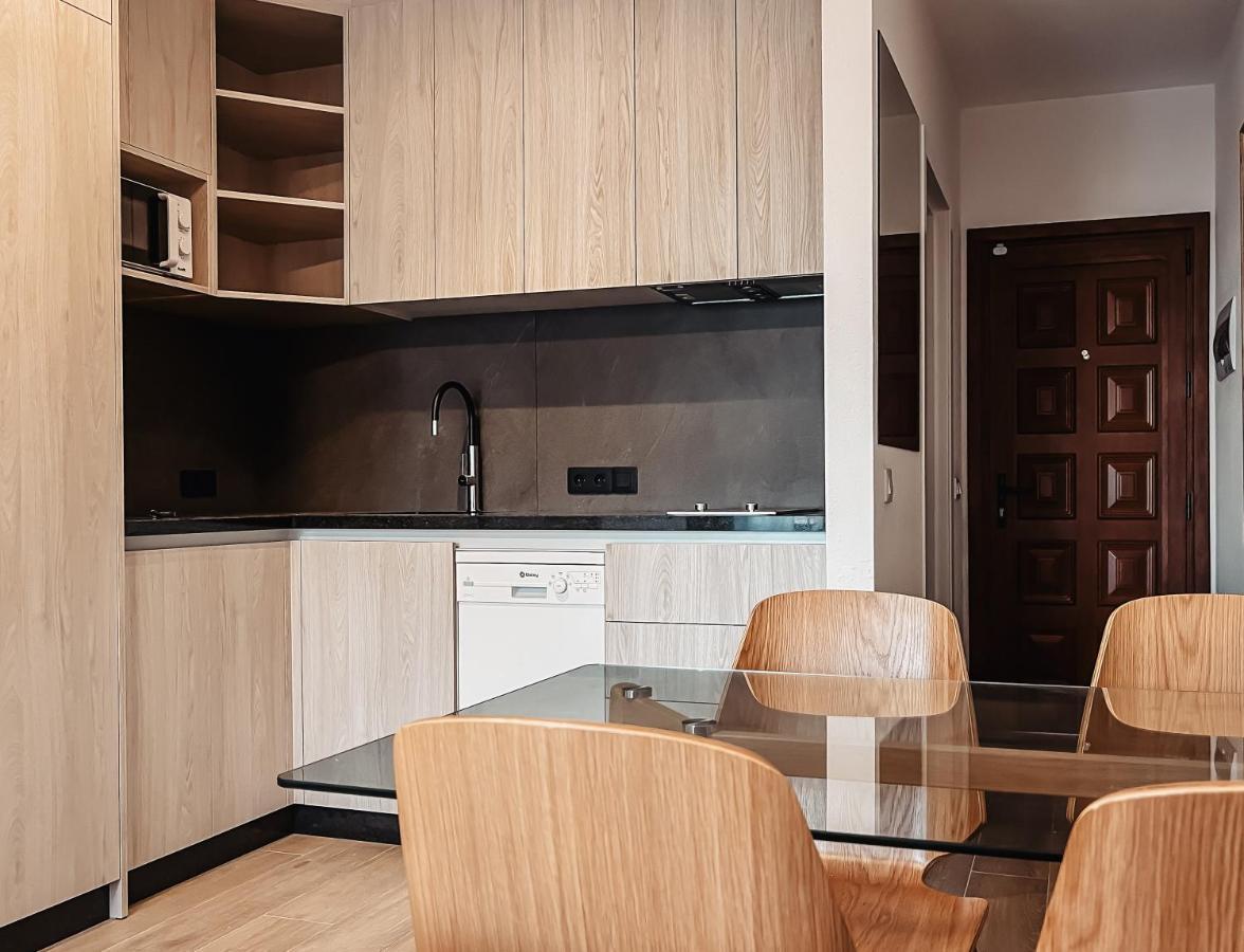 Sapphire Riviera Residence Адехе Екстериор снимка
